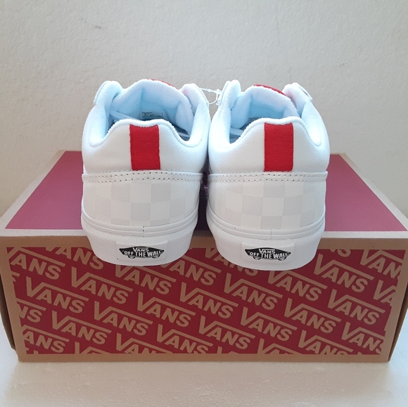 Vans - Picture 4 of 4